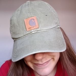 One size fits all- army green carhartt women's hat